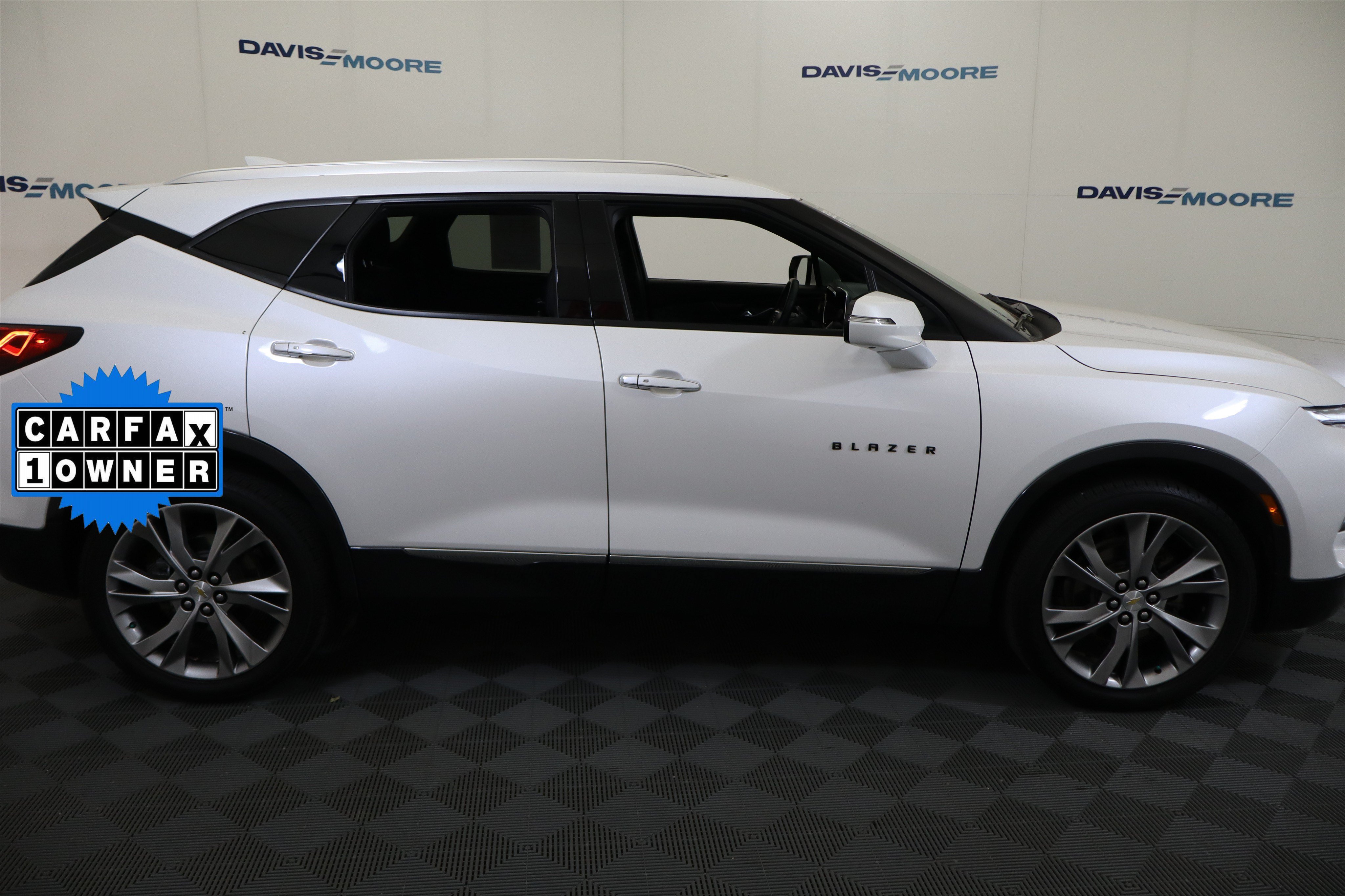 Certified 2023 Chevrolet Blazer Premier w/ Driver Confidence II Package AWD/4WD image 5