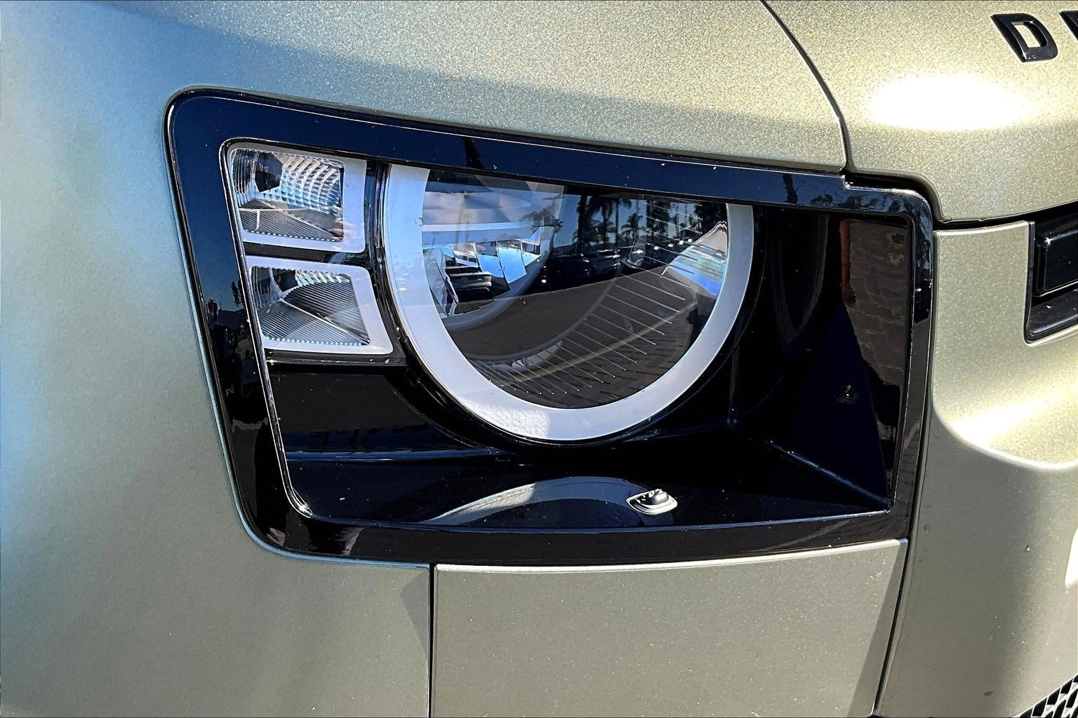 Used 2020 Land Rover Defender 110 S image 27