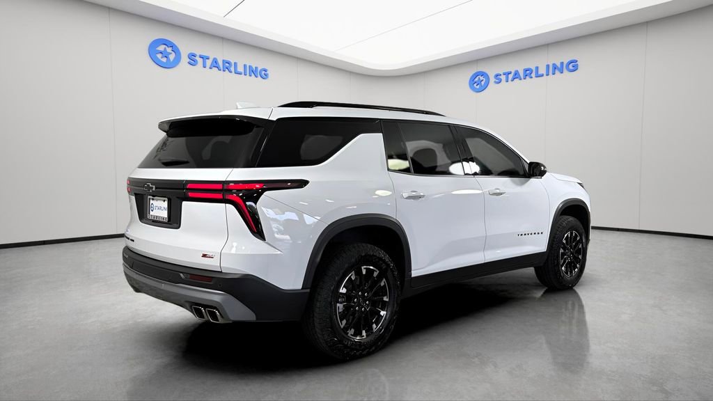 Used 2024 Chevrolet Traverse Z71 AWD/4WD image 9