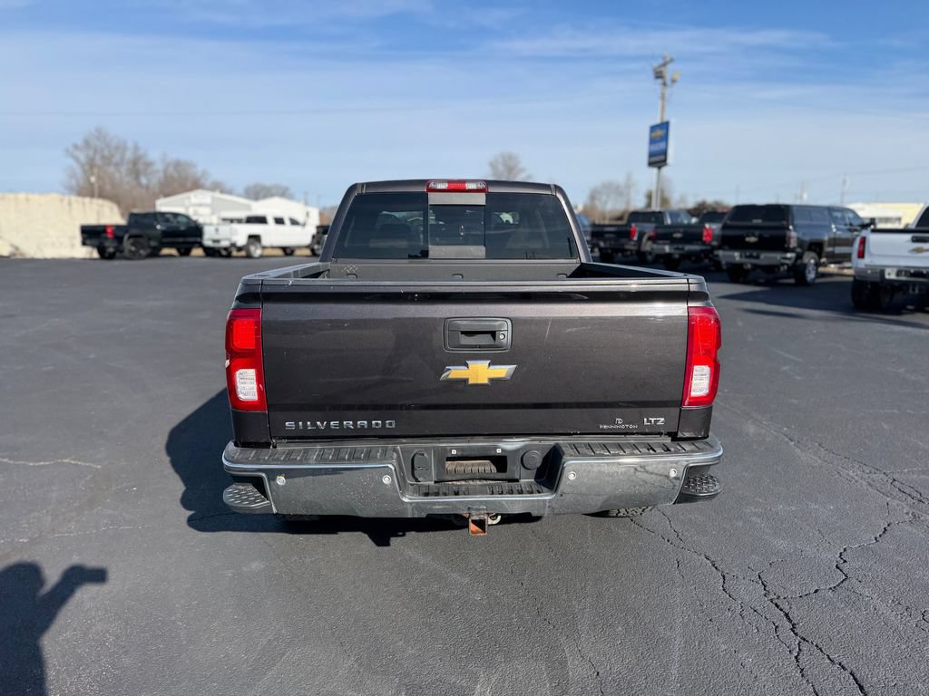 Used 2016 Chevrolet Silverado 1500 LTZ w/ LTZ Plus Package AWD/4WD image 44