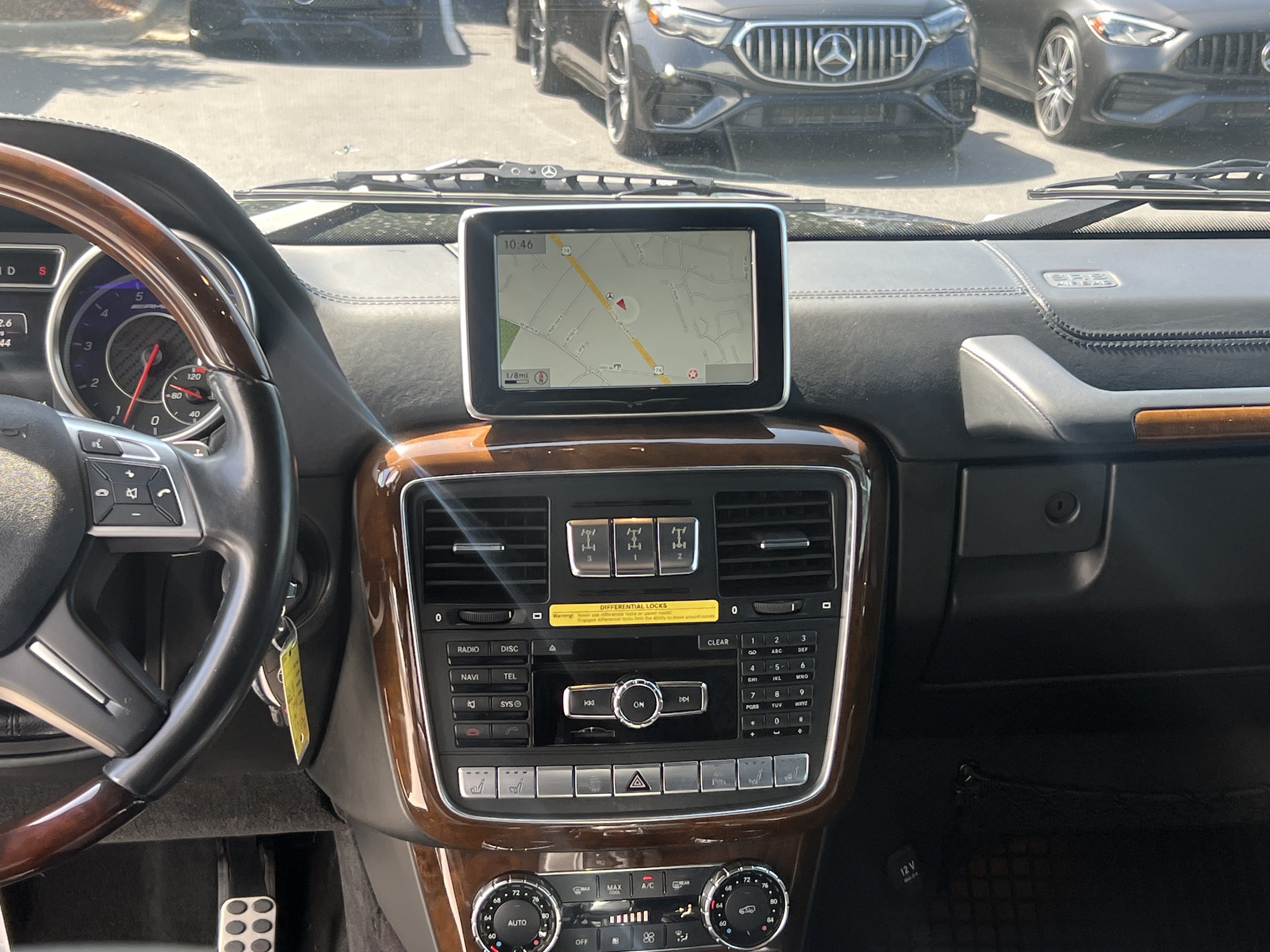 Used 2016 Mercedes-Benz G 65 AMG 4MATIC image 31