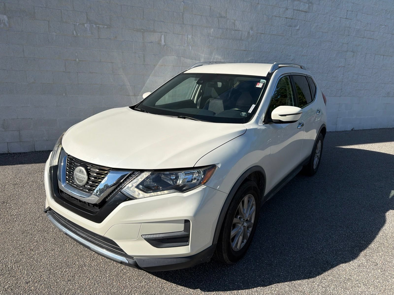 Used 2020 Nissan Rogue SV