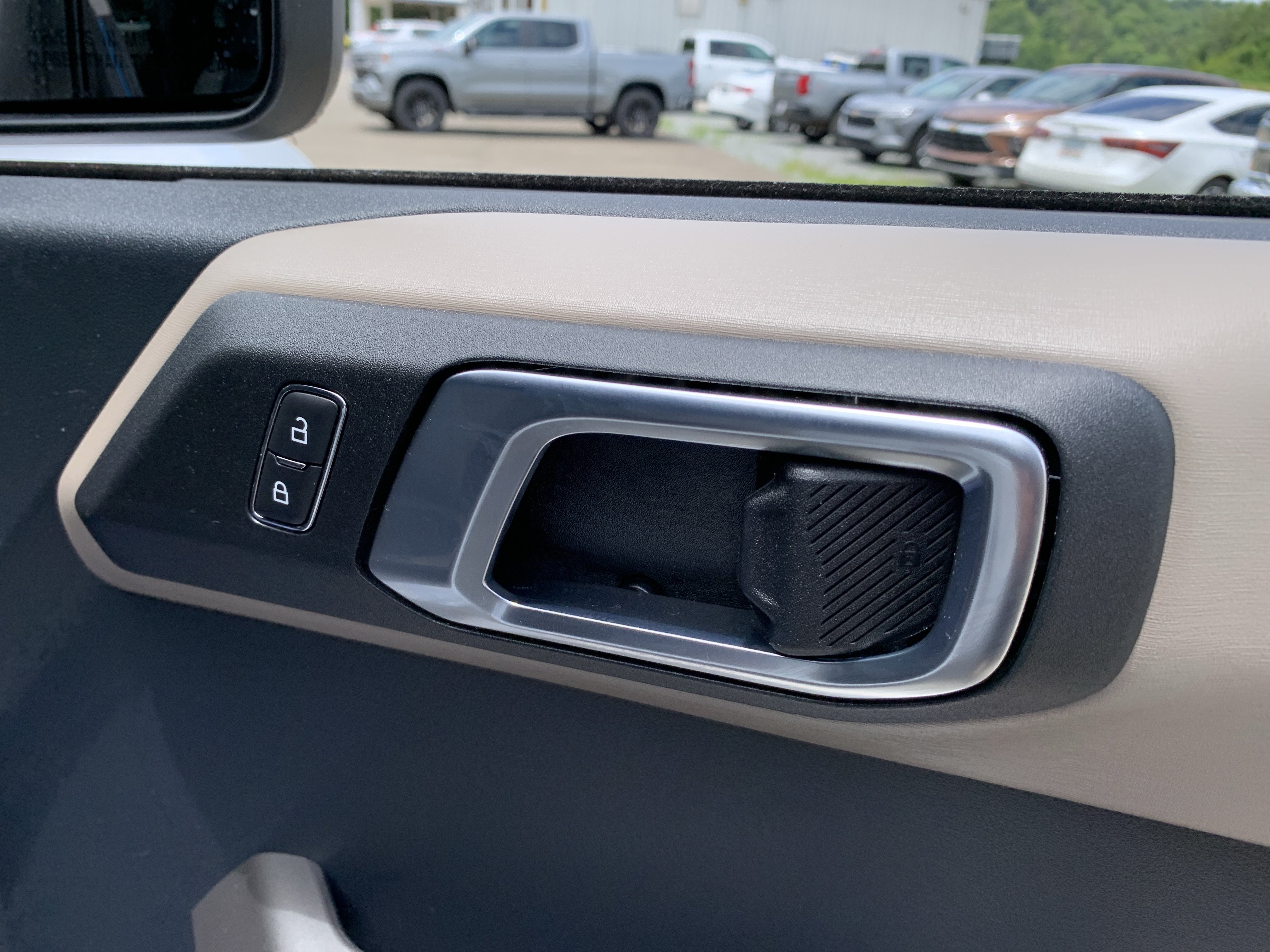 Used 2023 Ford Bronco Wildtrak AWD/4WD image 46