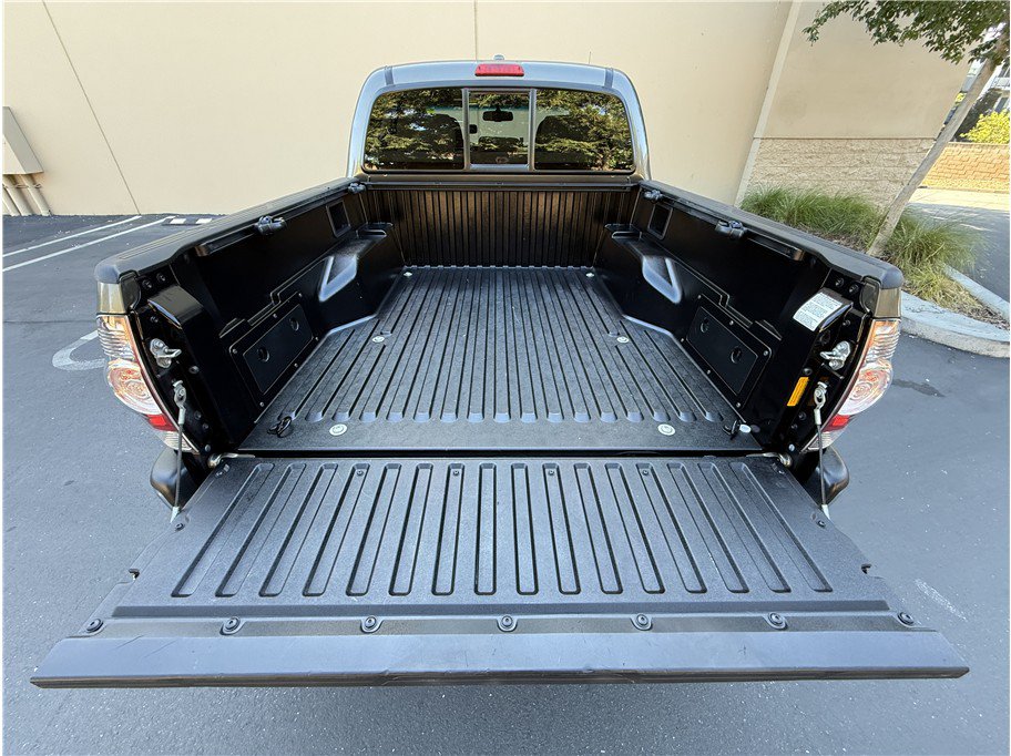 Used 2009 Toyota Tacoma PreRunner RWD image 19