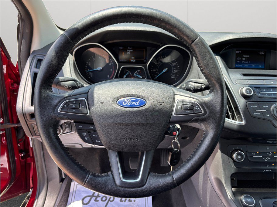 Used 2015 Ford Focus SE w/ Equipment Group 201A FWD image 20