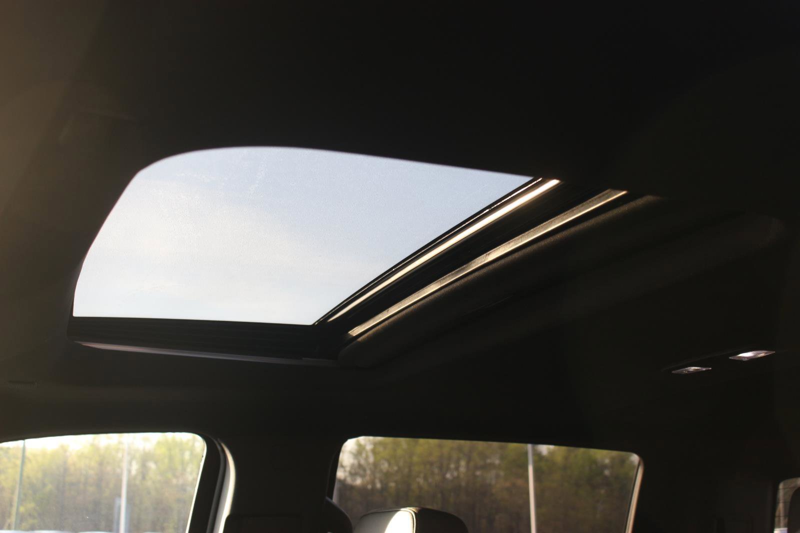 Used 2025 Chevrolet Silverado 1500 ZR2 w/ Technology Package image 37