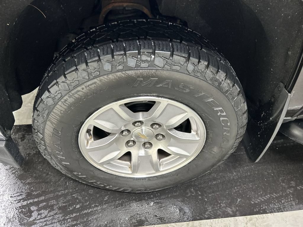 Used 2018 Chevrolet Silverado 1500 LT w/ All Star Edition AWD/4WD image 8