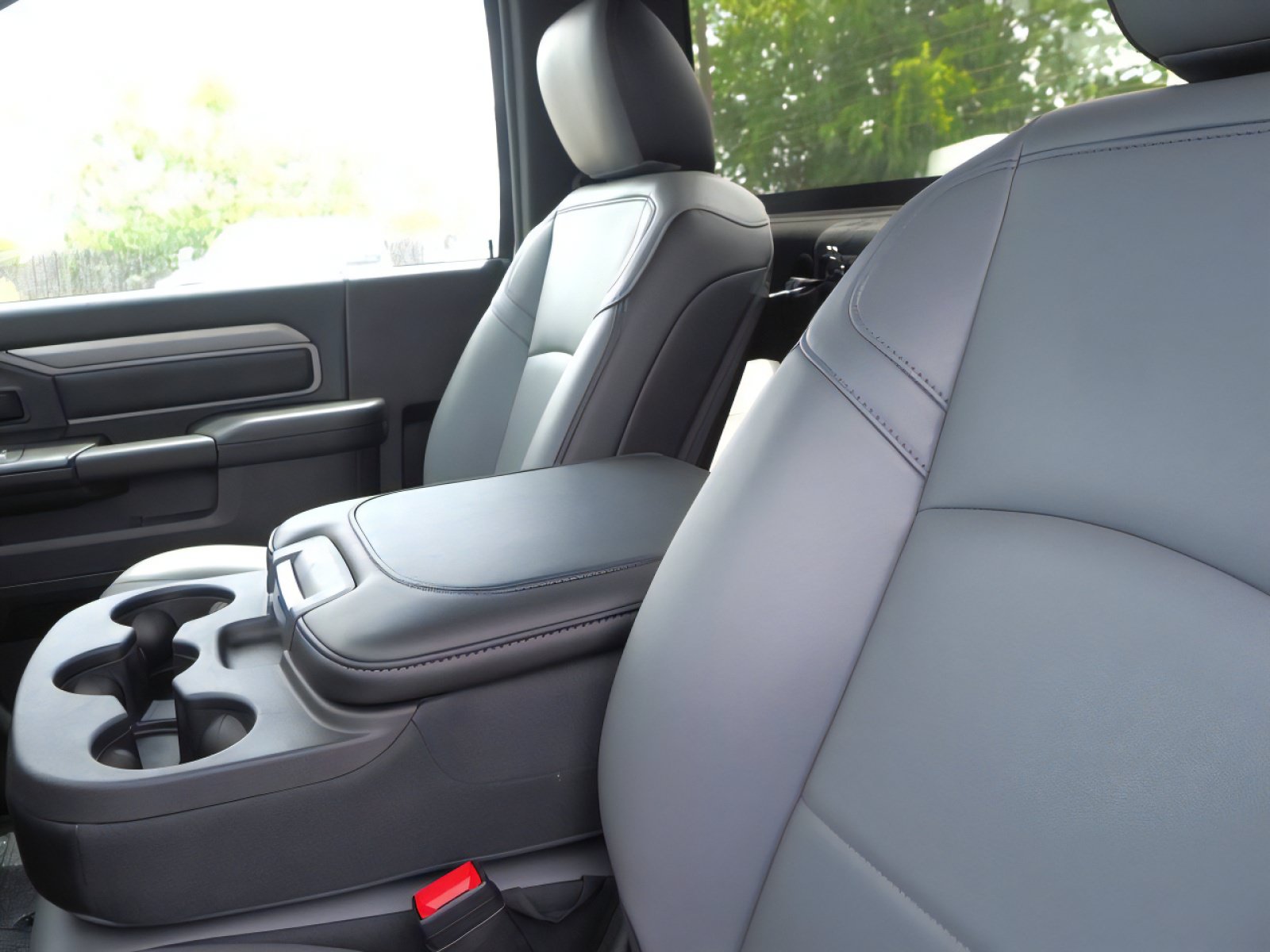 New 2025 RAM 3500 Tradesman AWD/4WD image 14