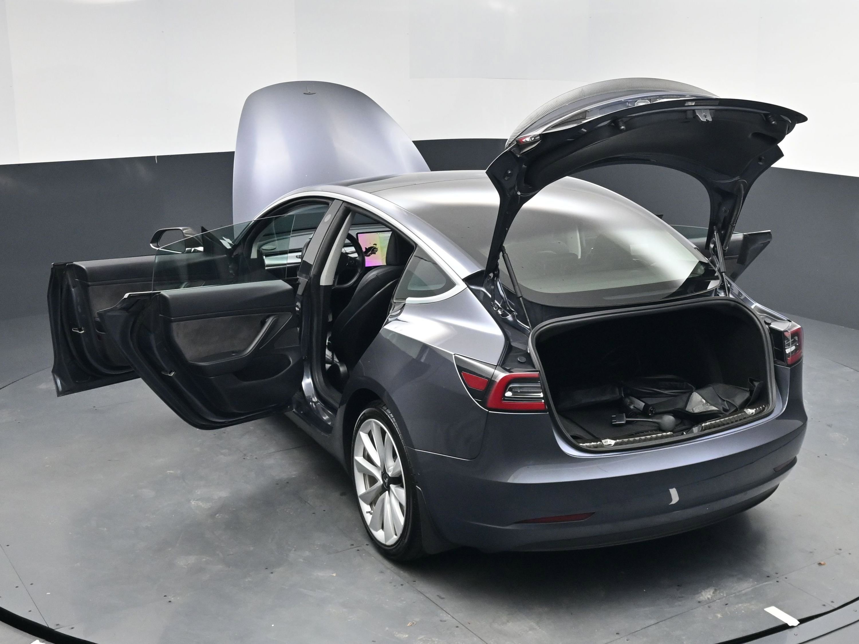Used 2020 Tesla Model 3 Standard Range image 16