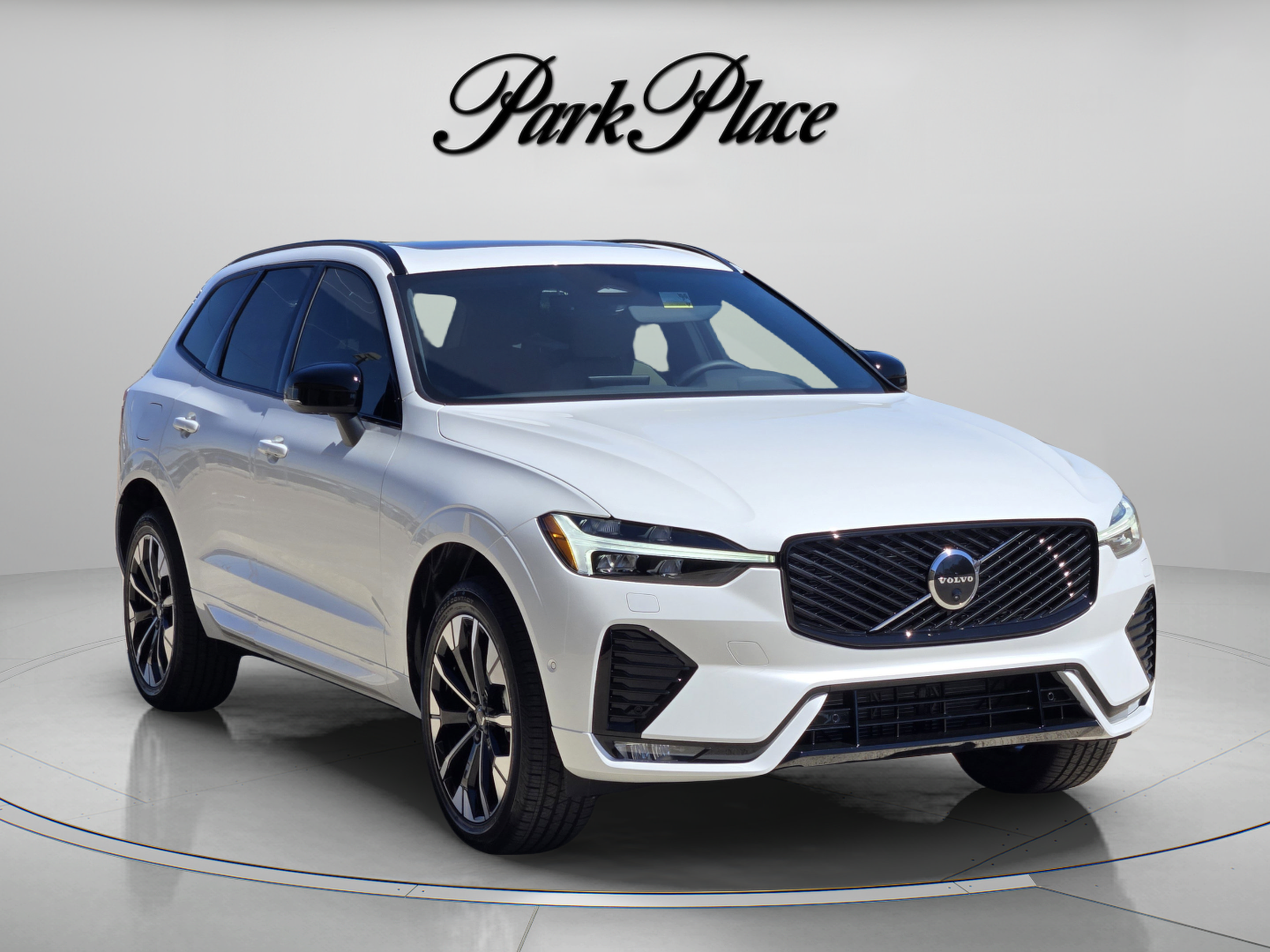 Used 2026 Volvo XC60 B5 Plus w/ Protection Package Premier AWD/4WD image 8