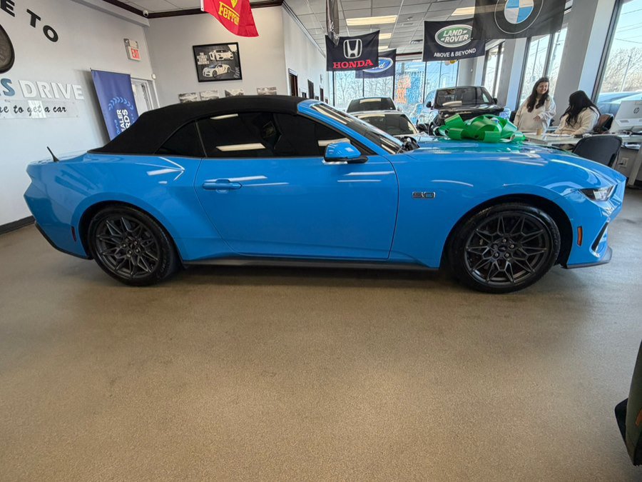 Used 2024 Ford Mustang GT Premium w/ GT Performance Package RWD image 34