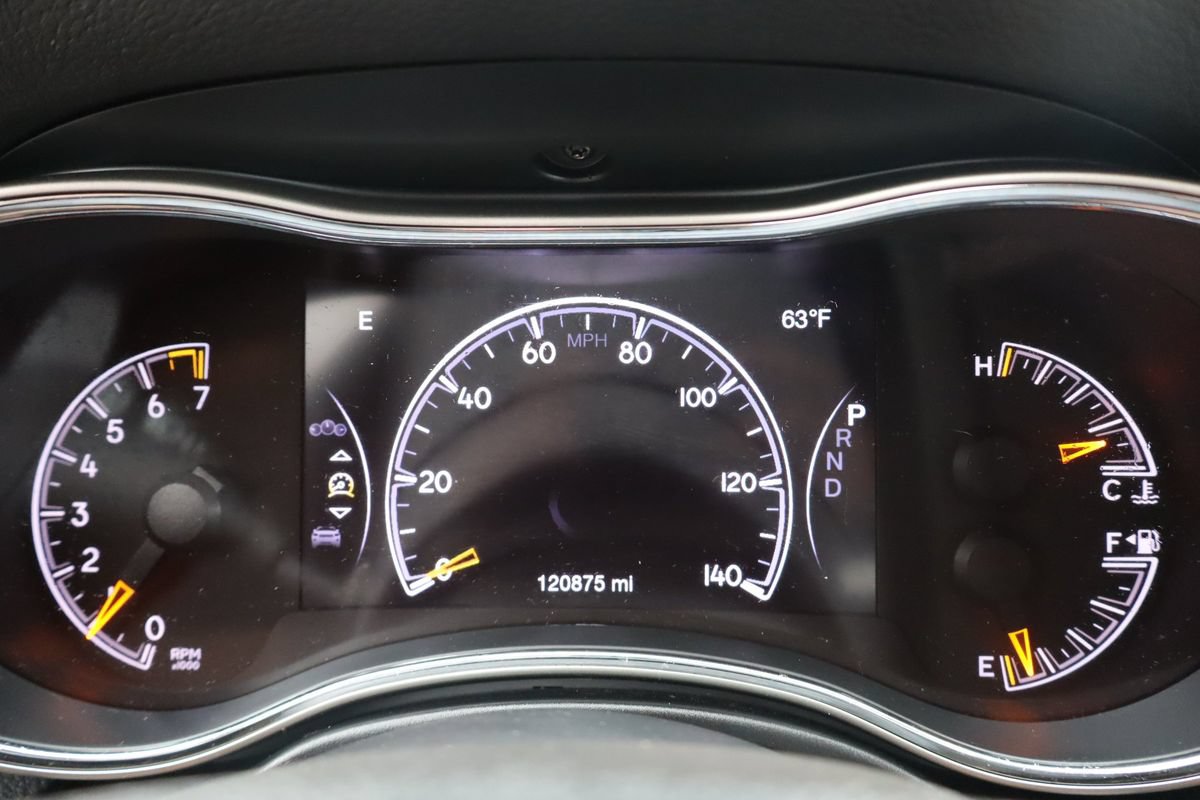 Used 2016 Jeep Grand Cherokee Limited AWD/4WD image 33