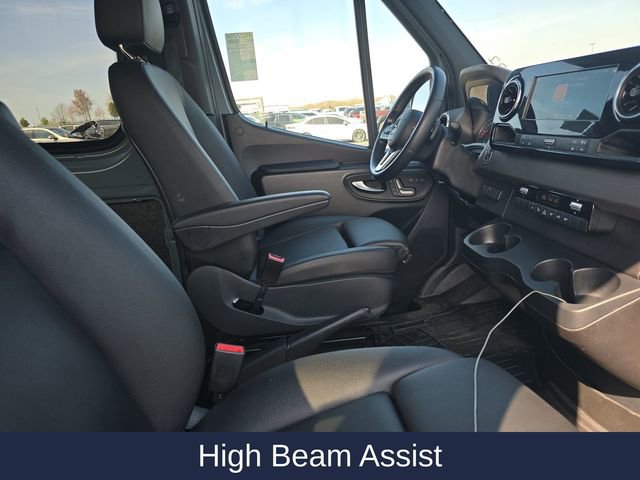 Used 2021 Mercedes-Benz Sprinter 144 Cargo w/ Comfort Plus Package image 15