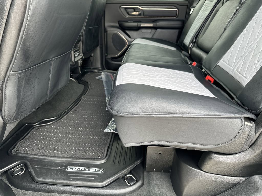 Used 2021 RAM 1500 Limited w/ Body Color Bumper Group image 28