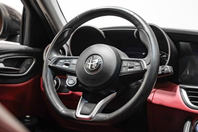 Used 2021 Alfa Romeo Giulia Sprint w/ Nero Edizione RWD image 25