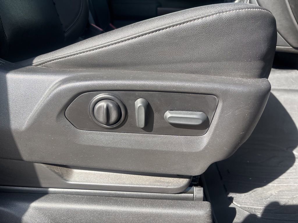 Used 2022 GMC Sierra 2500 SLT image 25