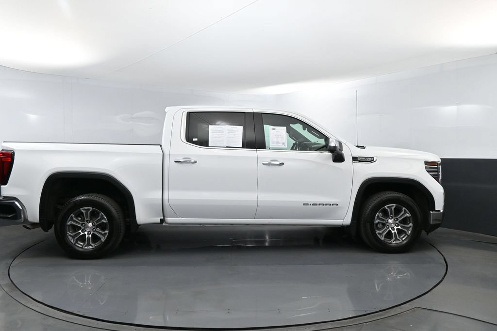 Used 2026 GMC Sierra 1500 SLT RWD image 4