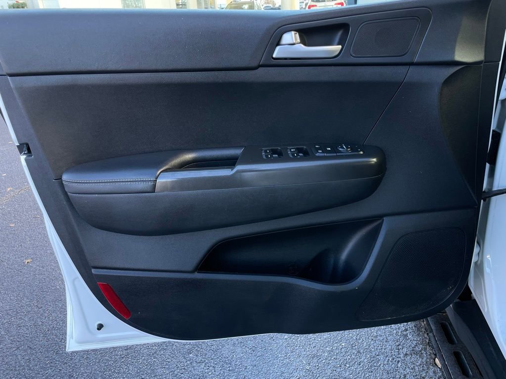 Used 2017 Kia Sportage LX image 22