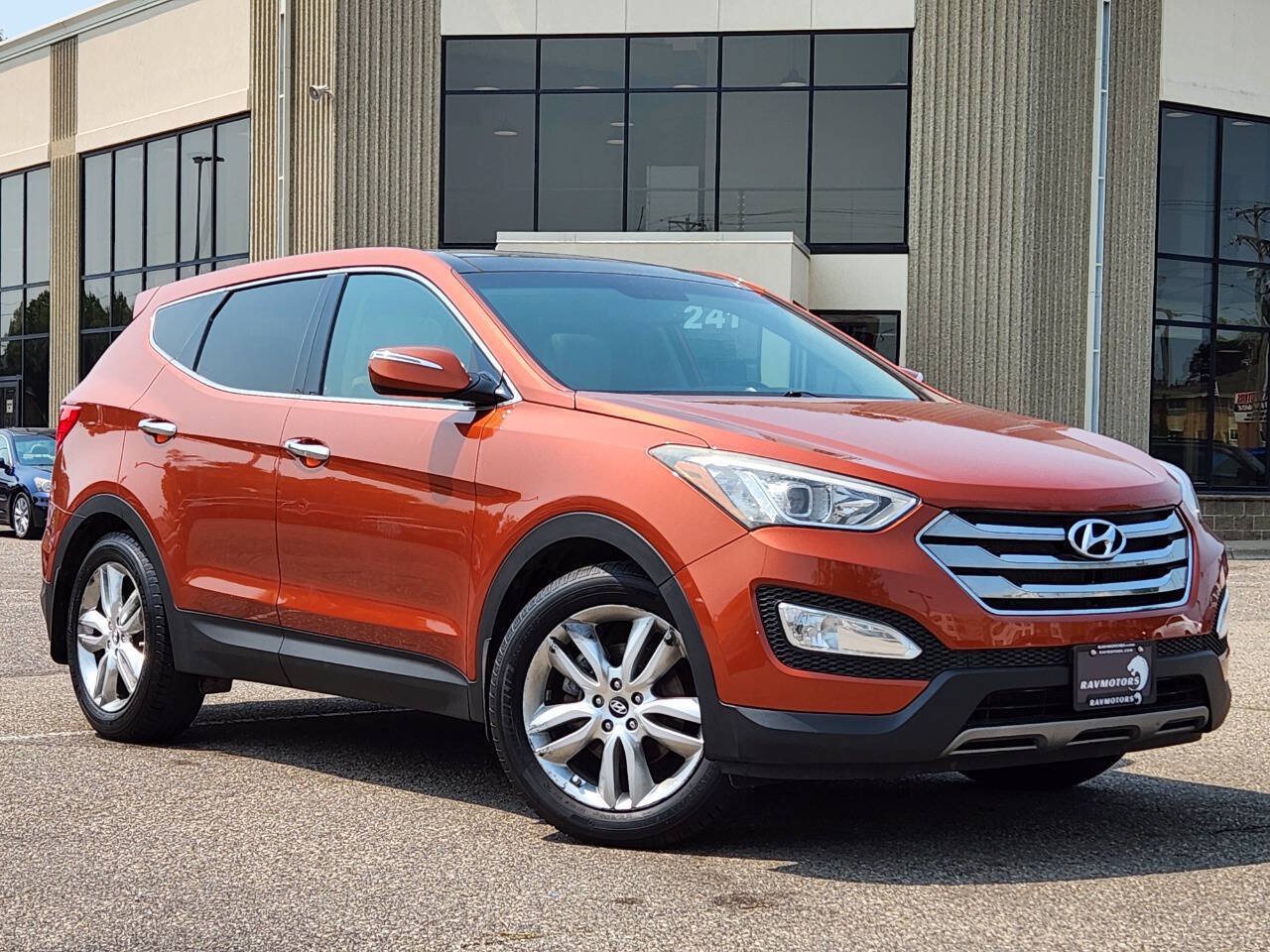 Used 2013 Hyundai Santa Fe Sport 2.0T w/ Technology Pkg AWD/4WD image 28