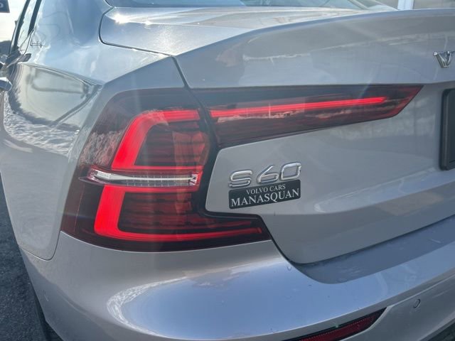 Certified 2024 Volvo S60 B5 Plus image 10
