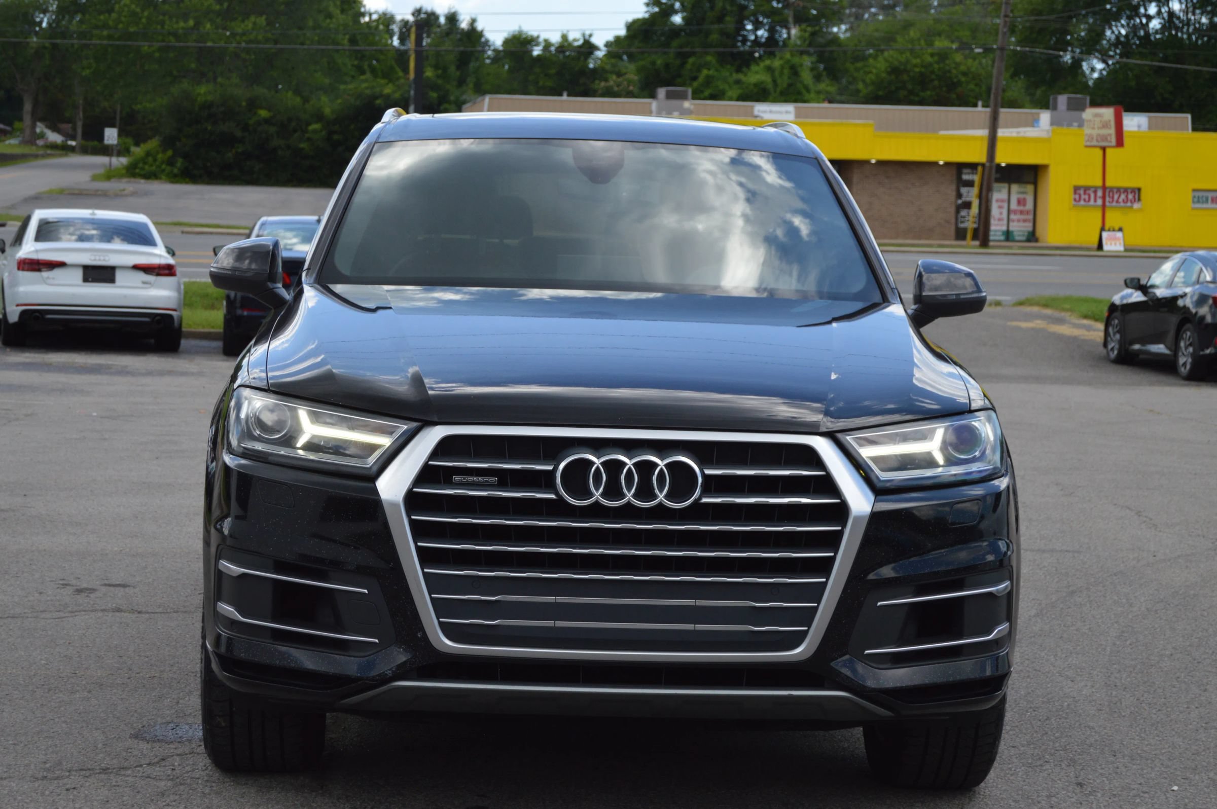 Used 2017 Audi Q7 3.0T Premium AWD/4WD image 3