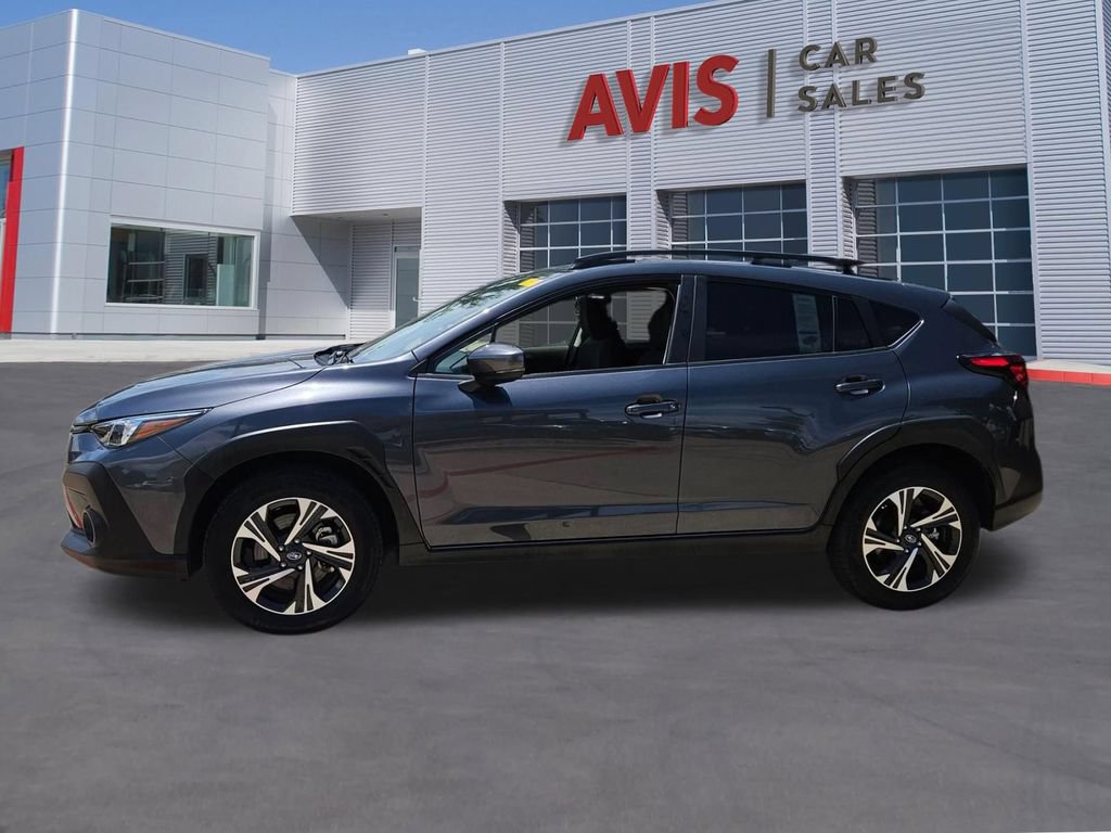 Used 2025 Subaru Crosstrek 2.0i Premium AWD/4WD image 2