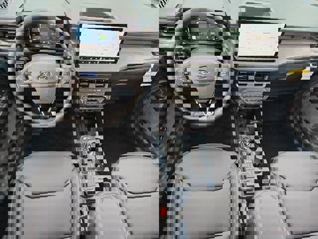 New 2025 Ford Maverick Lariat w/ Black Appearance Package image 39