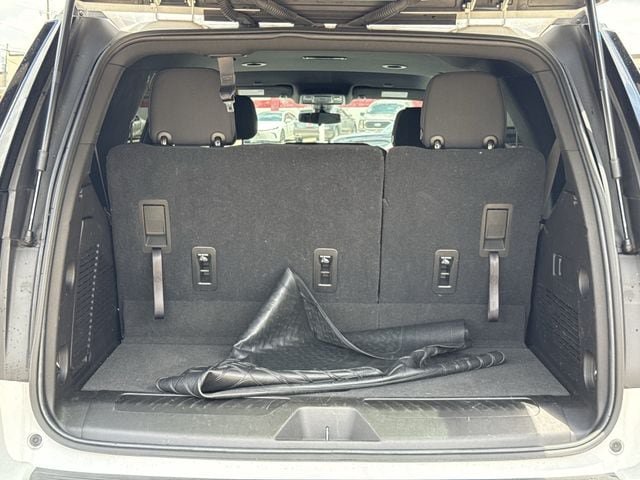 Used 2021 Chevrolet Tahoe LS w/ Driver Alert Package RWD image 31