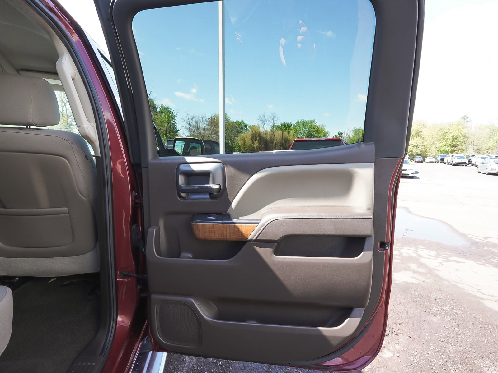 Used 2014 GMC Sierra 1500 SLE w/ SLE Value Package RWD image 10