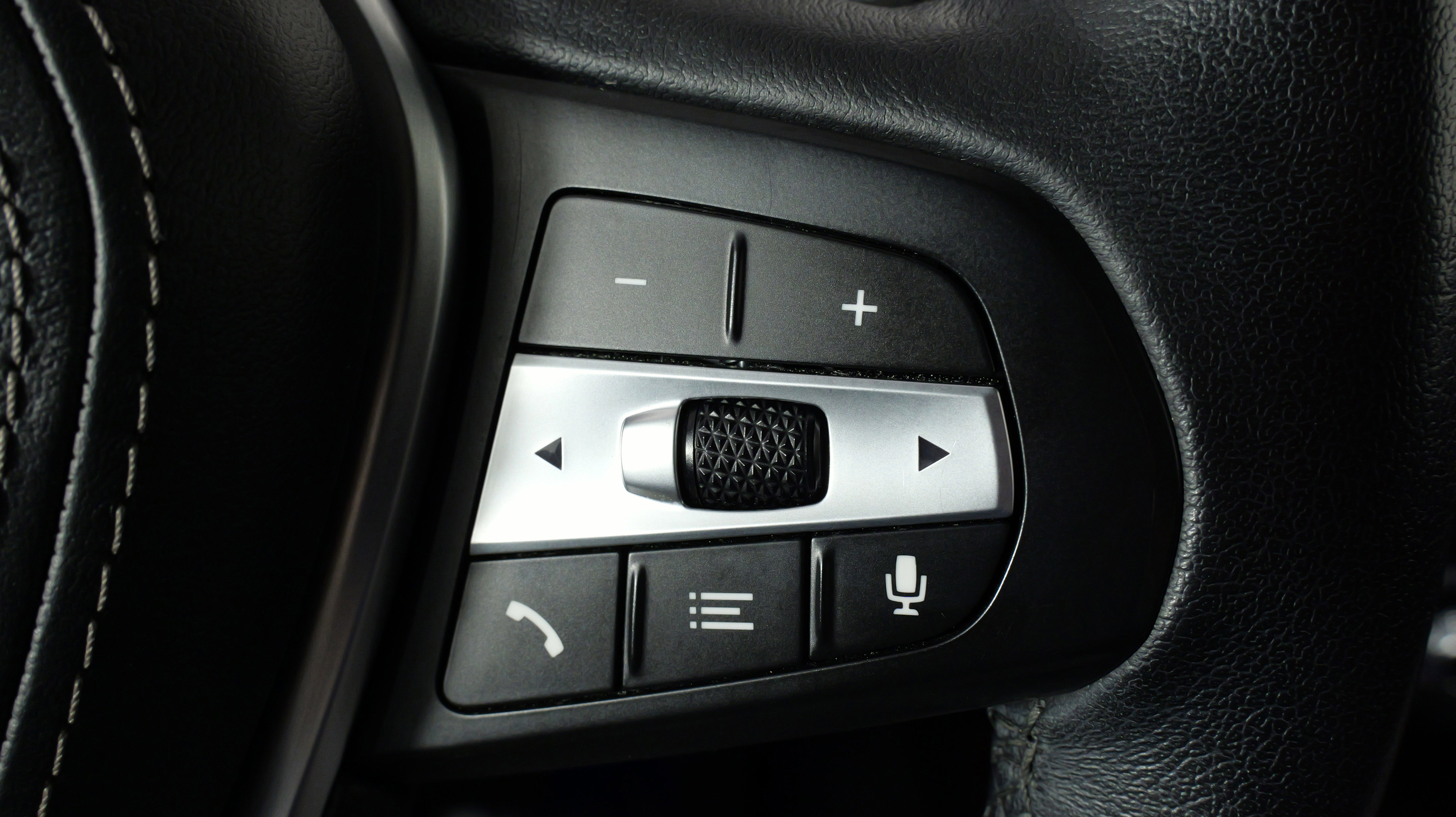 Used 2021 BMW X5 xDrive40i w/ Convenience Package image 46