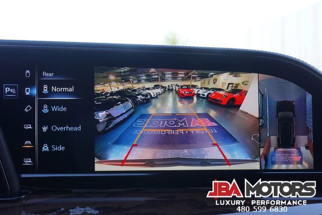Used 2021 Cadillac Escalade Sport Platinum w/ LPO, ONYX Package image 13
