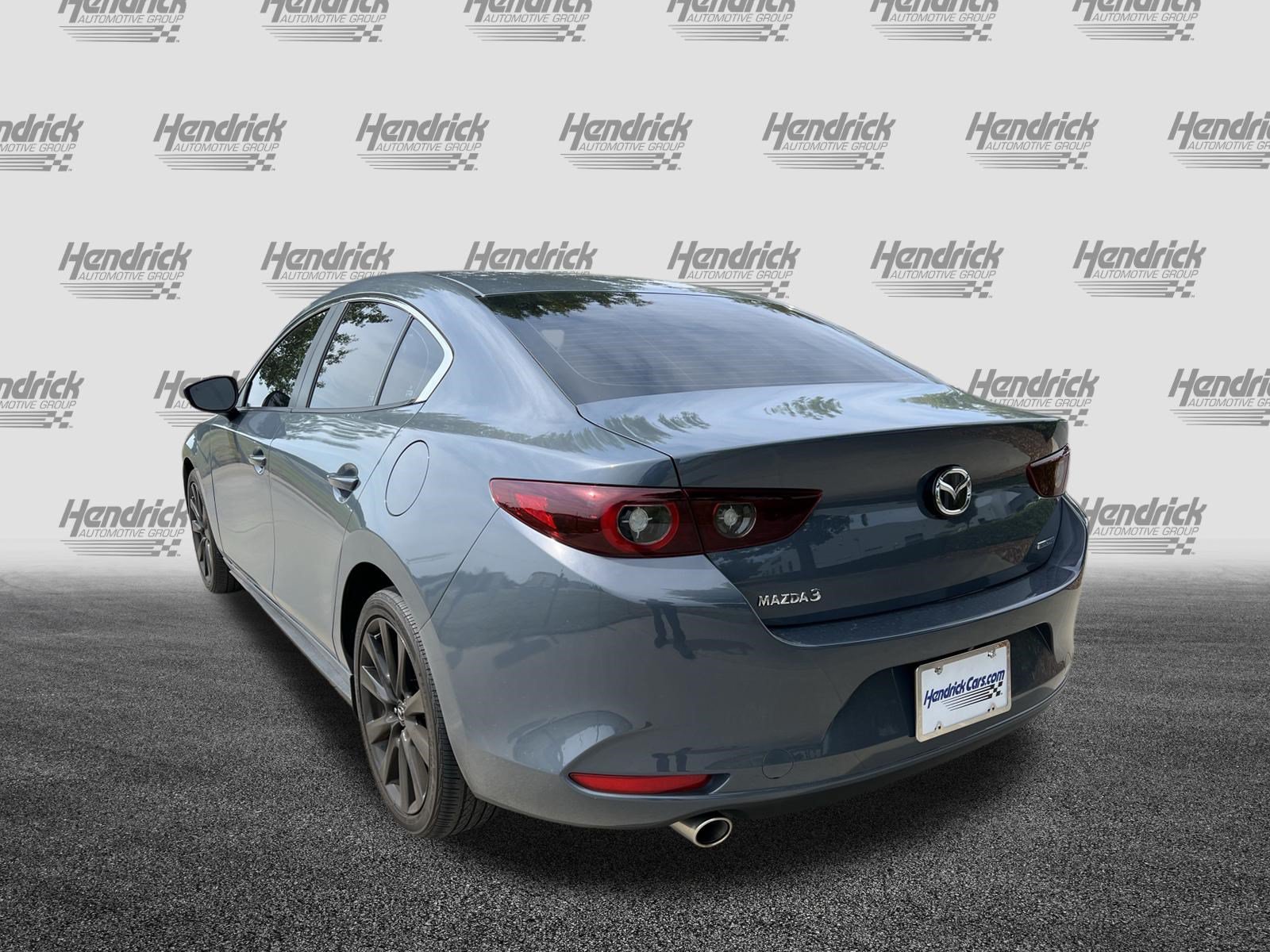 Used 2022 MAZDA MAZDA3 s FWD image 9