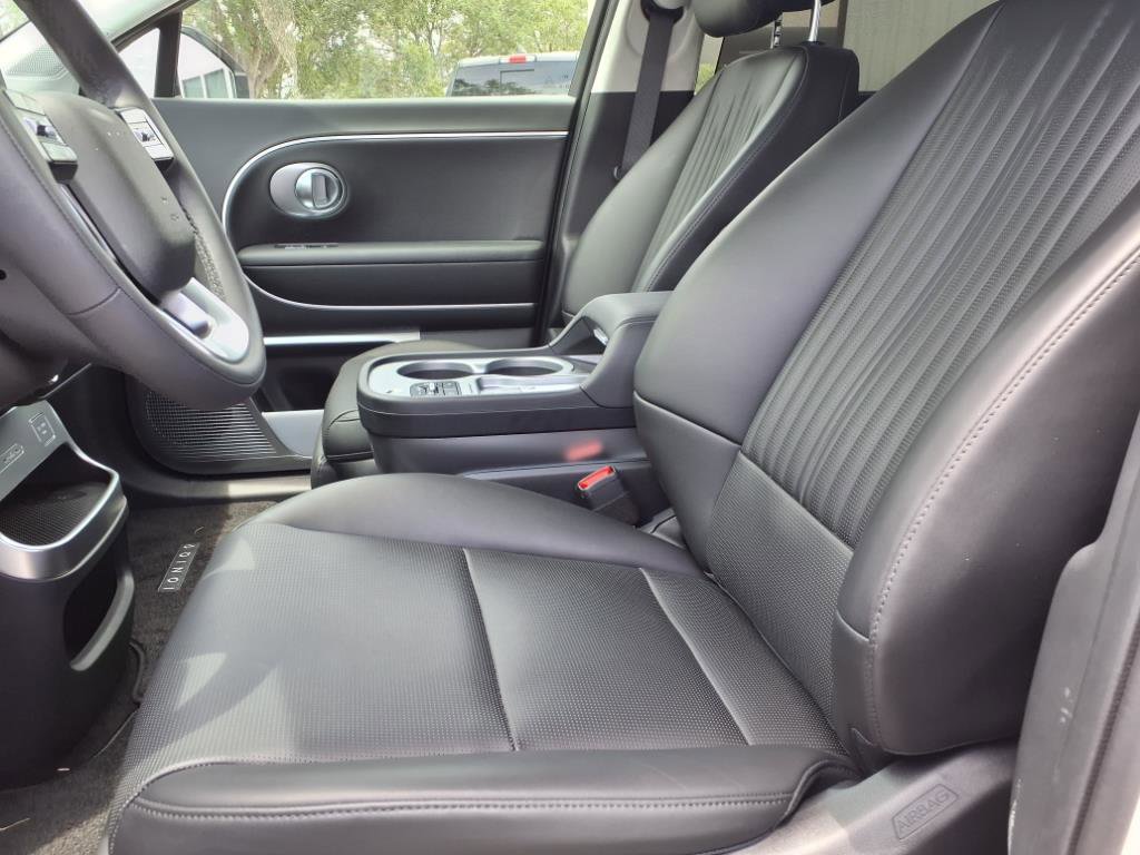 New 2026 Hyundai Ioniq 9 Calligraphy image 13