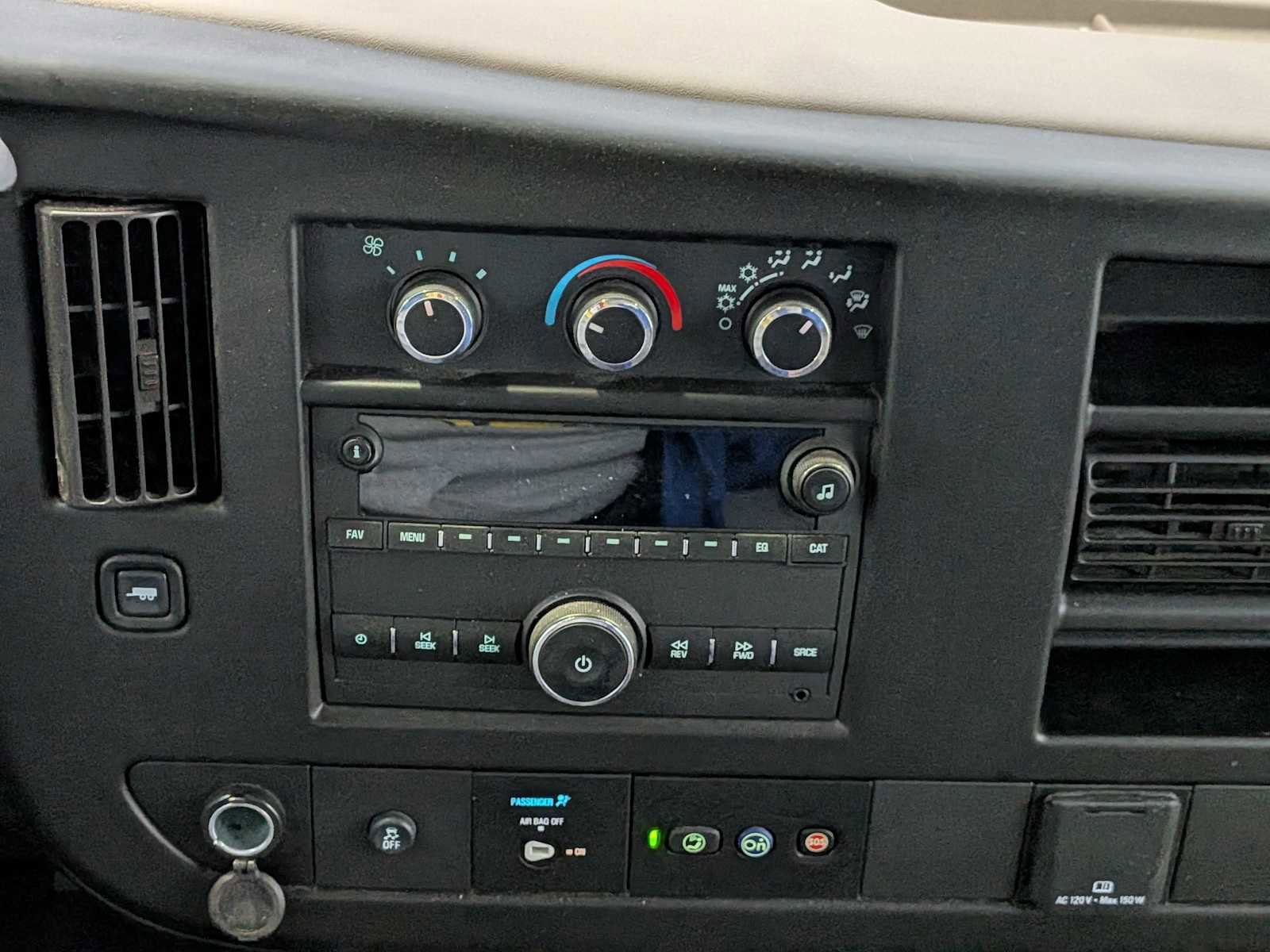 New 2024 Chevrolet Express 3500 w/ Power Convenience Package image 19