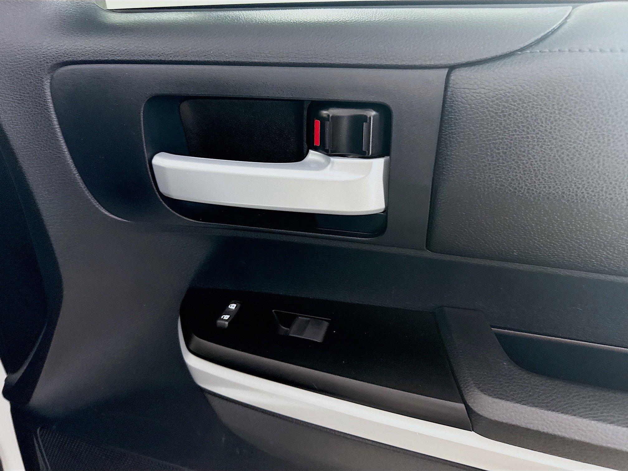 Used 2018 Toyota Tundra SR5 image 30