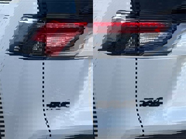 Used 2023 Toyota RAV4 Limited image 6