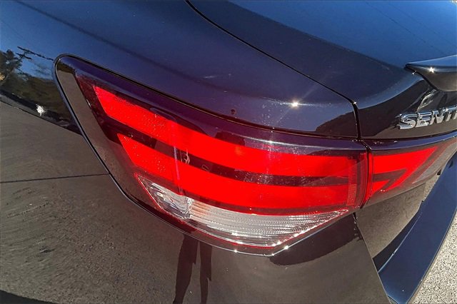 Used 2024 Nissan Sentra SR w/ SR Premium Package image 32