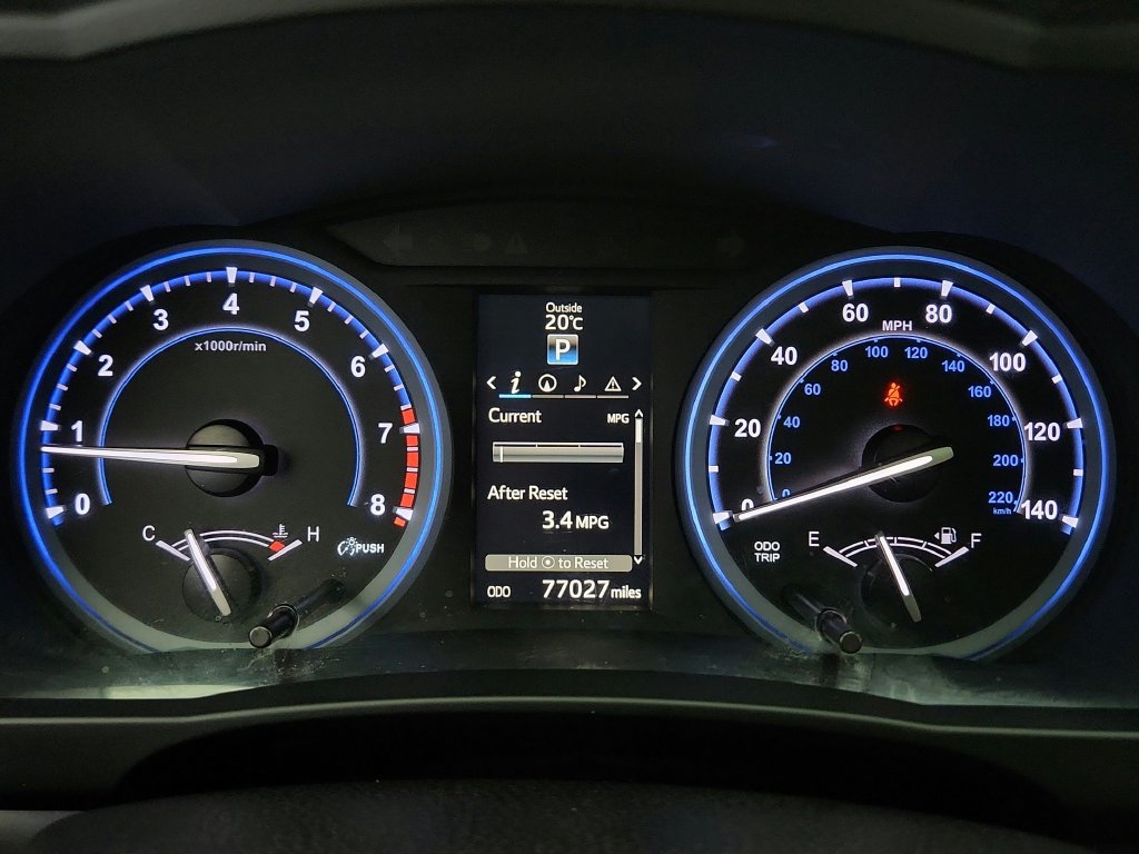 Used 2015 Toyota Highlander XLE AWD/4WD image 12