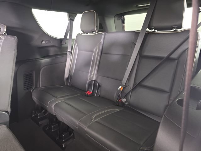 Used 2023 GMC Yukon XL SLT AWD/4WD image 20