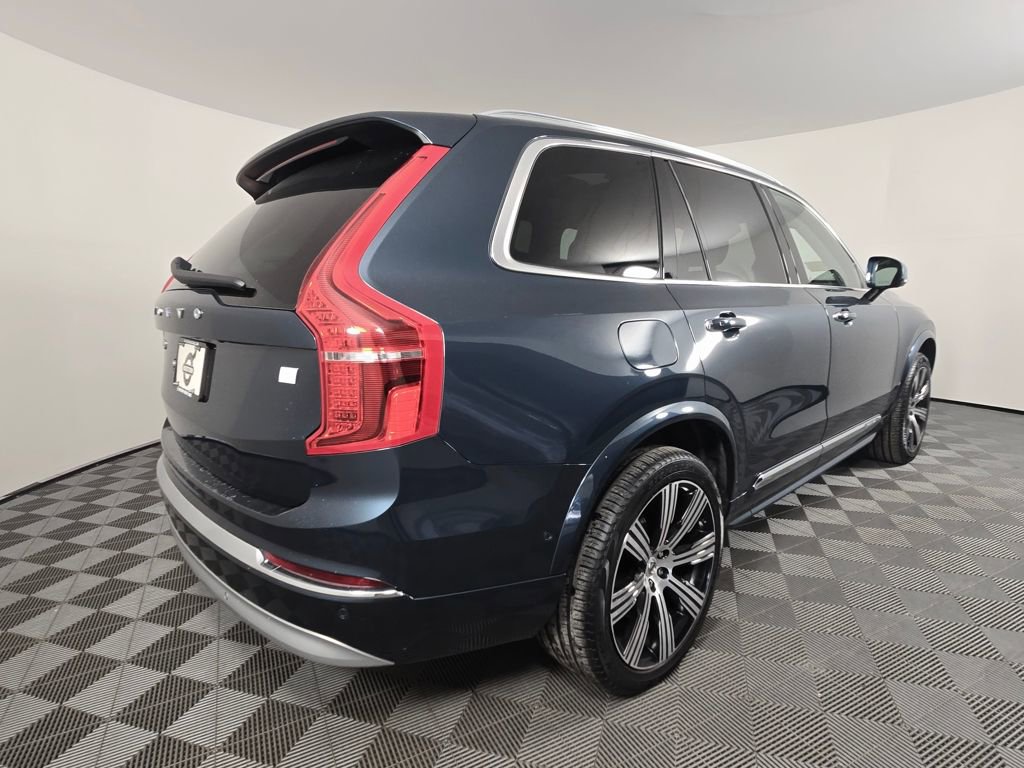Used 2022 Volvo XC90 T8 Inscription image 5
