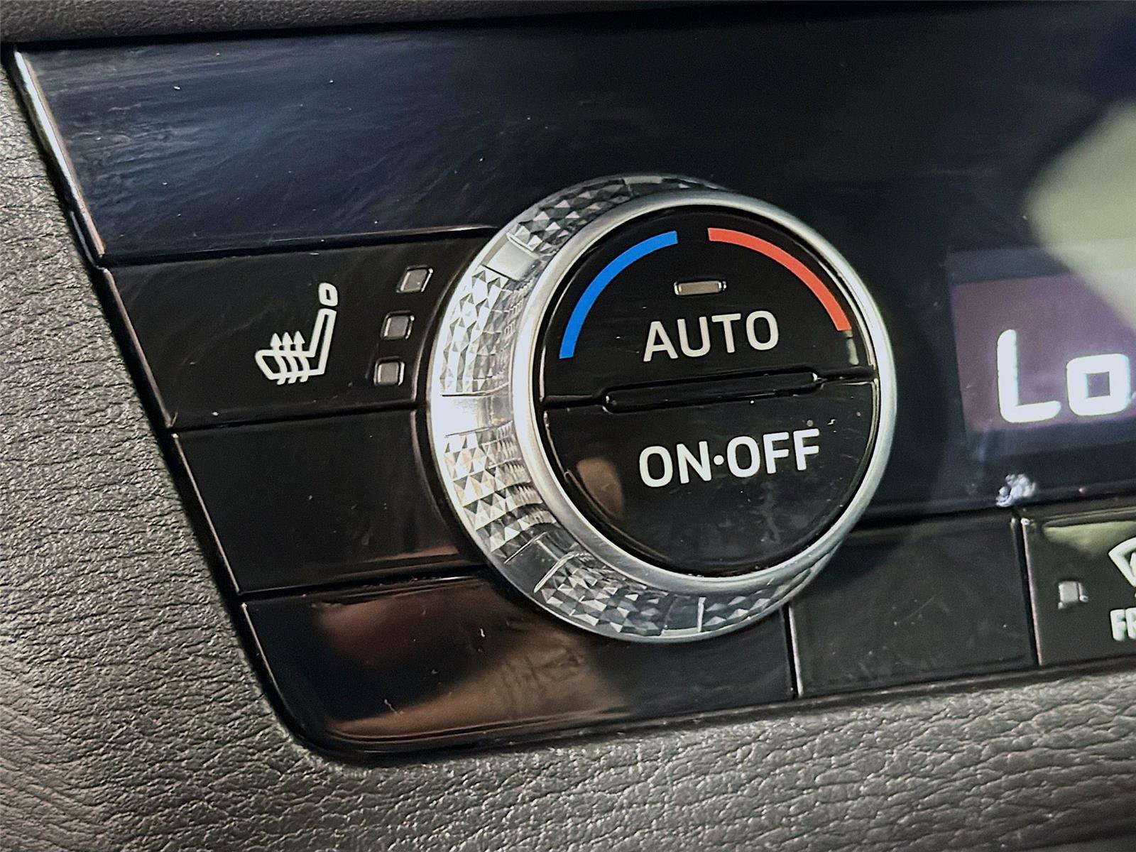 Used 2025 Mitsubishi Outlander ES AWD/4WD image 19