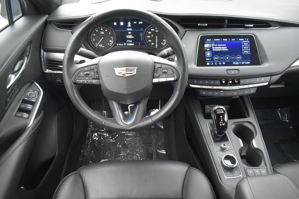 Certified 2023 Cadillac XT4 Premium Luxury w/ Technology Package AWD/4WD image 14