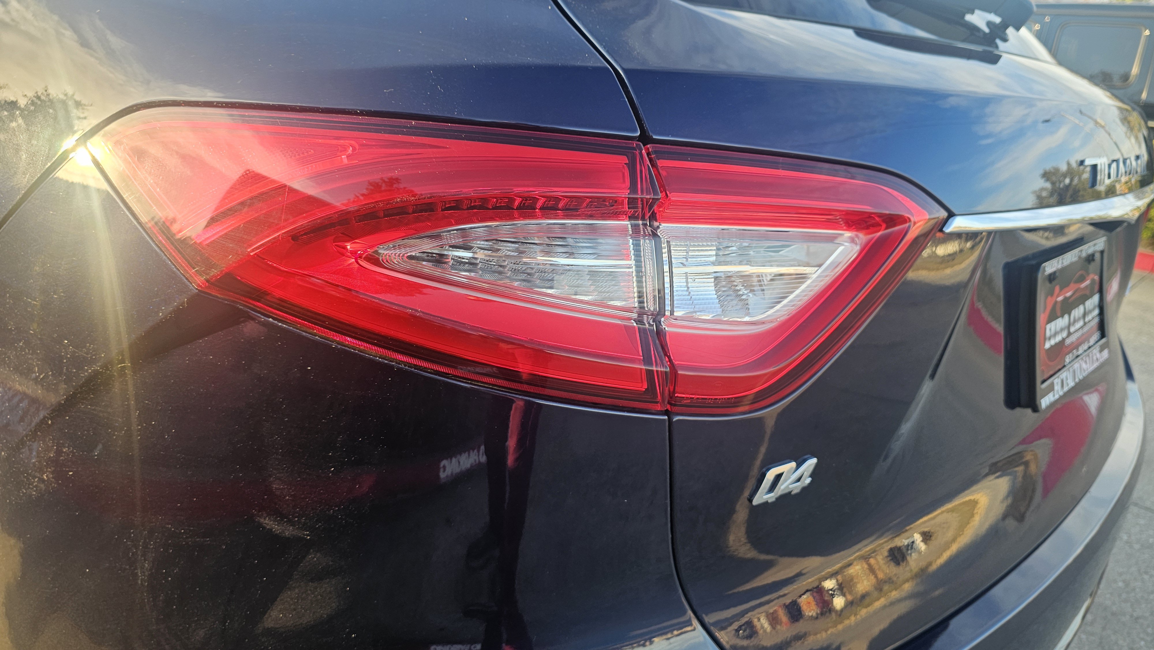 Used 2019 Maserati Levante GranLusso AWD/4WD image 10