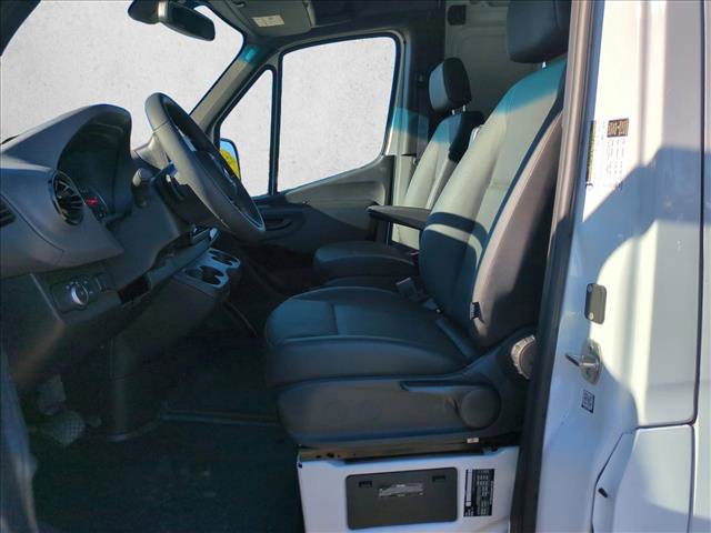 New 2025 Mercedes-Benz Sprinter 2500 image 4