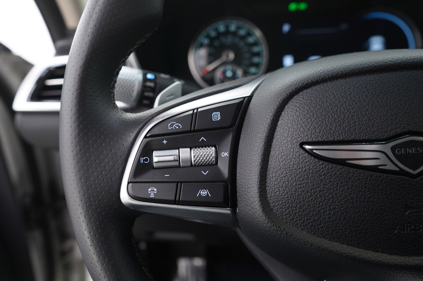 Used 2026 Genesis G70 2.5T AWD/4WD image 25
