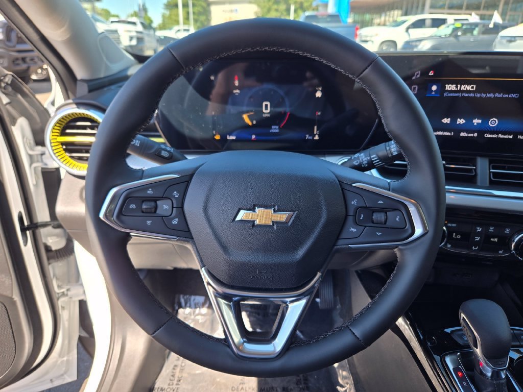 New 2026 Chevrolet Trax LT w/ Driver Confidence Package FWD image 15