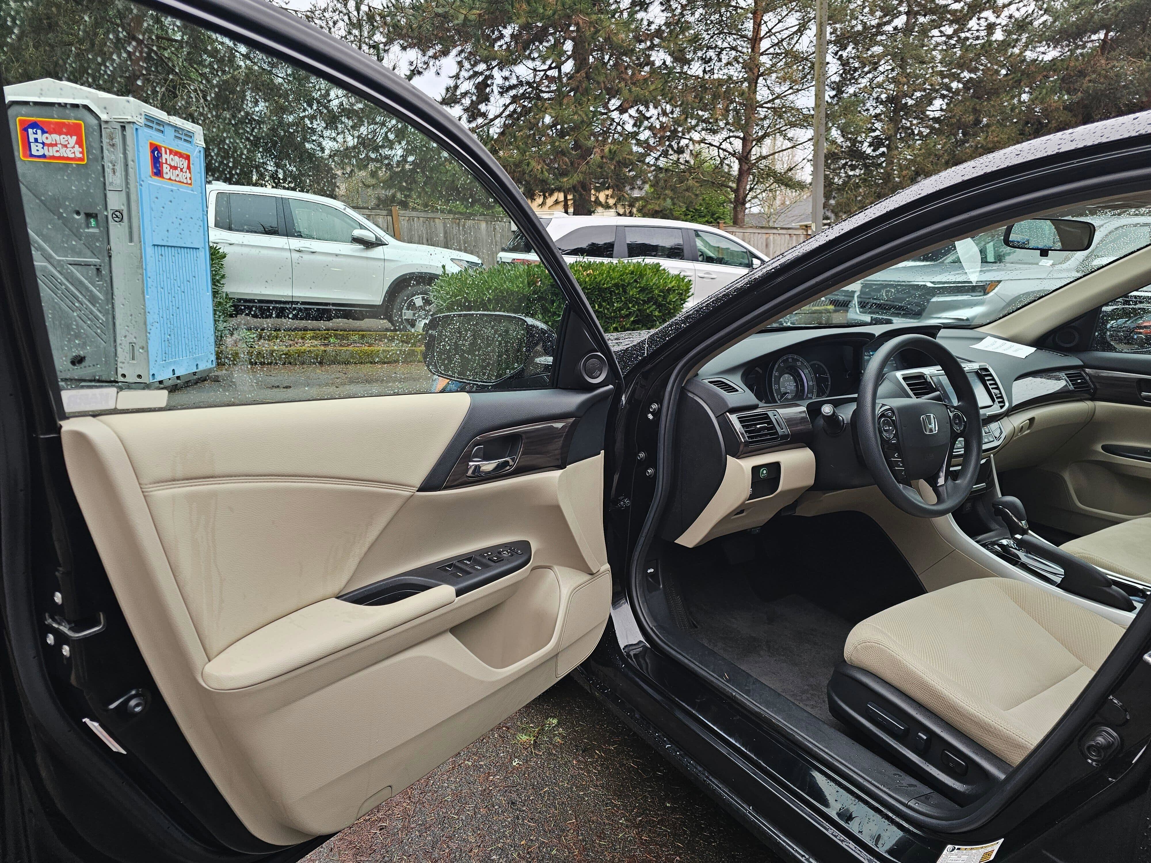 Used 2016 Honda Accord EX image 20