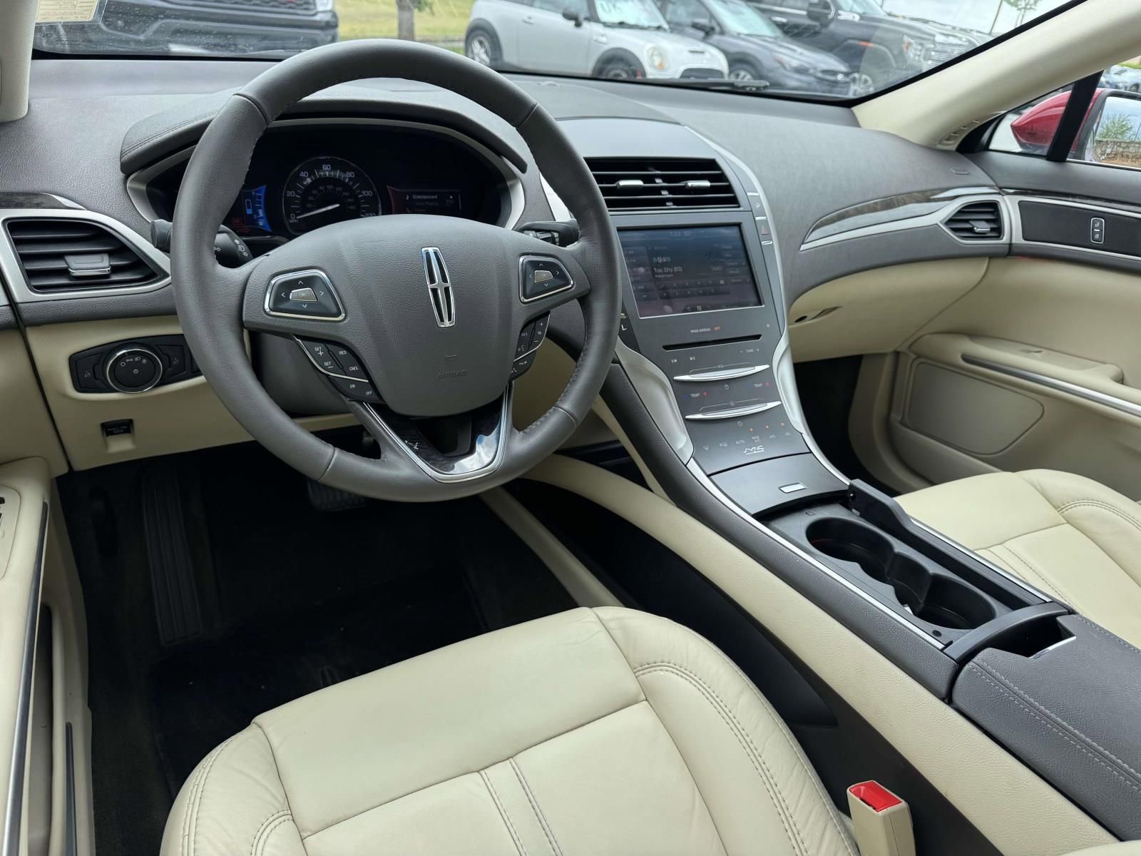 Used 2013 Lincoln MKZ Hybrid FWD image 22