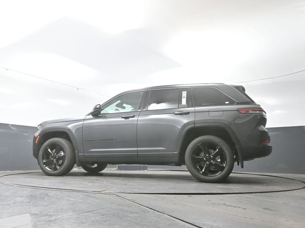 New 2026 Jeep Grand Cherokee Limited image 42