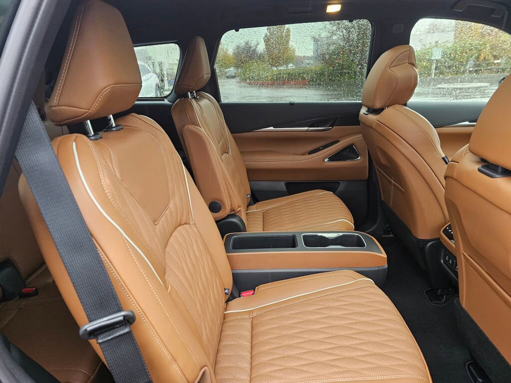 New 2026 INFINITI QX60 Autograph image 15